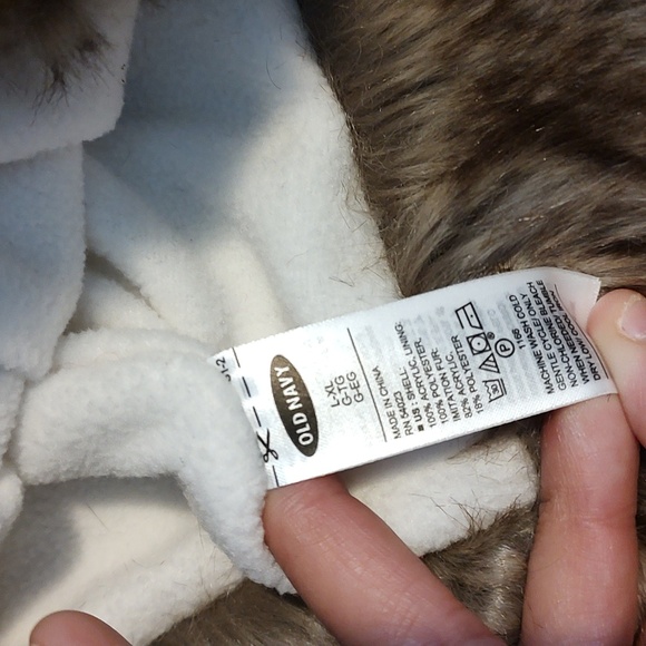 Old Navy Beanie Hat - Picture 5 of 5